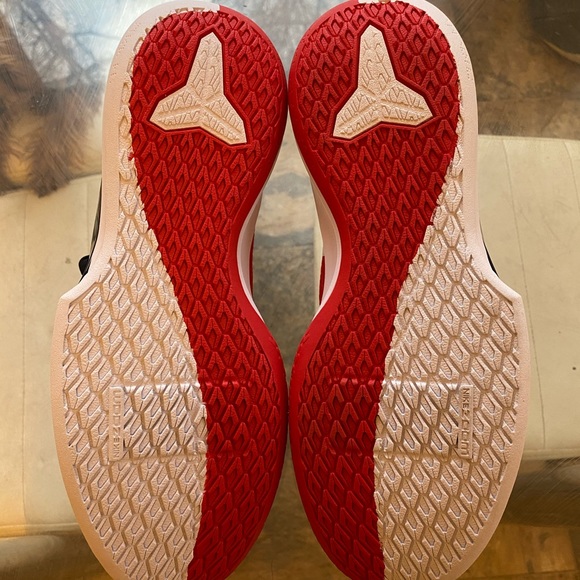 Nike Kobe Mamba Focus Sz 9 Red - Picture 3 of 7